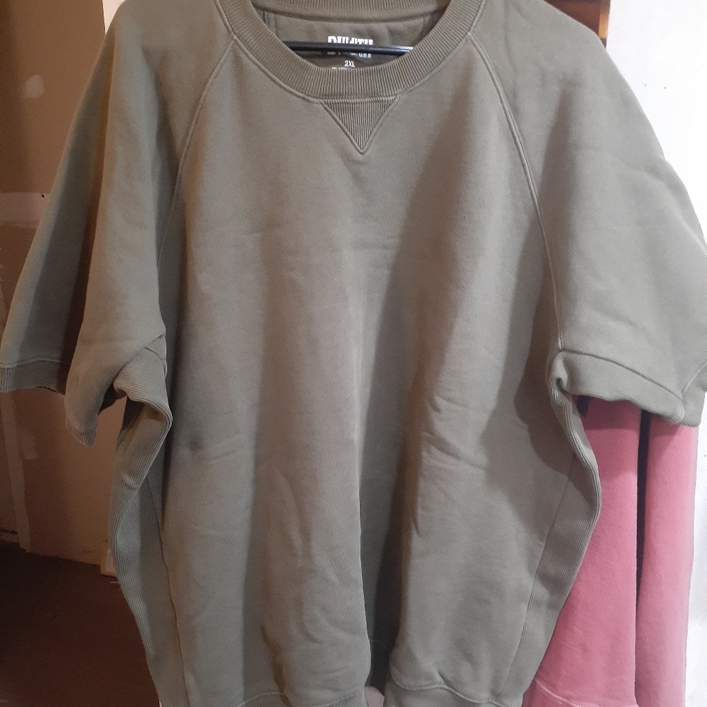 Duluth  trading company 2xl shortsleeve sweatshirt